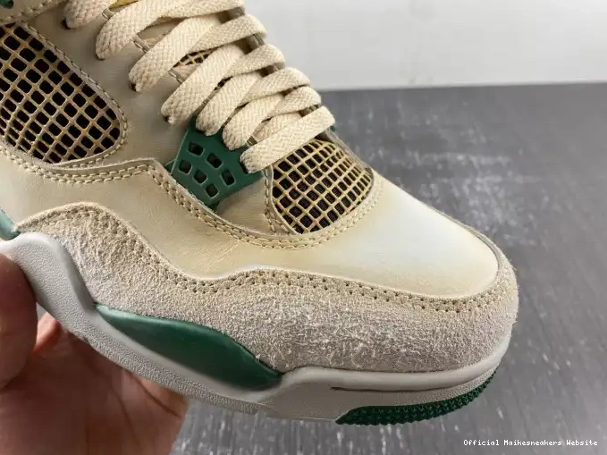 Official Maikesneakers AIR DC7770-106 YEAR